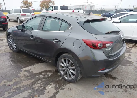 2018 Mazda Mazda3 Grand Touring z USA, uszkodzony, nr VIN 3MZBN1M33JM174662